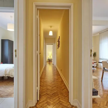 Almirante Floor - Lisbonbreaks * Lizbona
